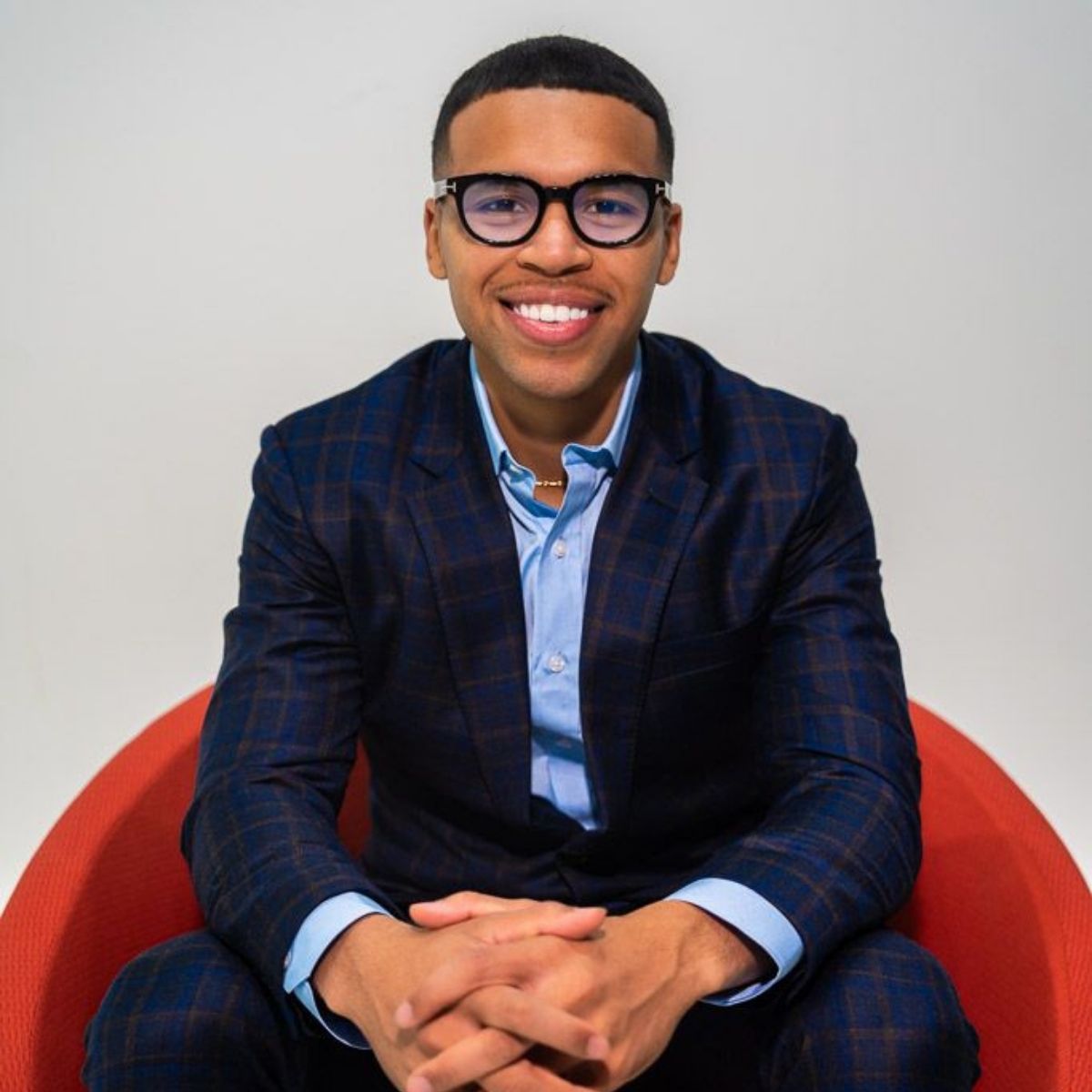 The Hollywood Magazine